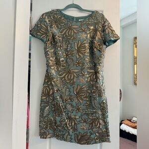 Beverly' Sequin Chiffon Minidress
Dress the Population, Size Large, fits size 8